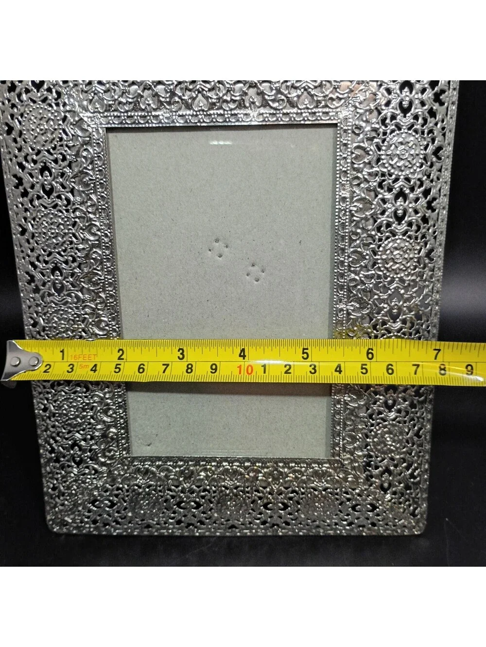 Metal Silvertone Floral Medallion Filigree Picture Frame 4 X 6 Free Standing